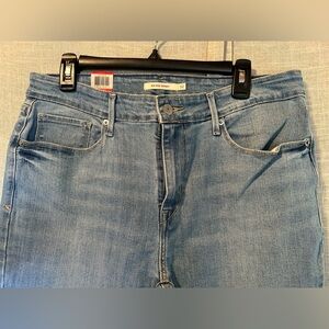 Levi's NWT Blue Denim Jeans